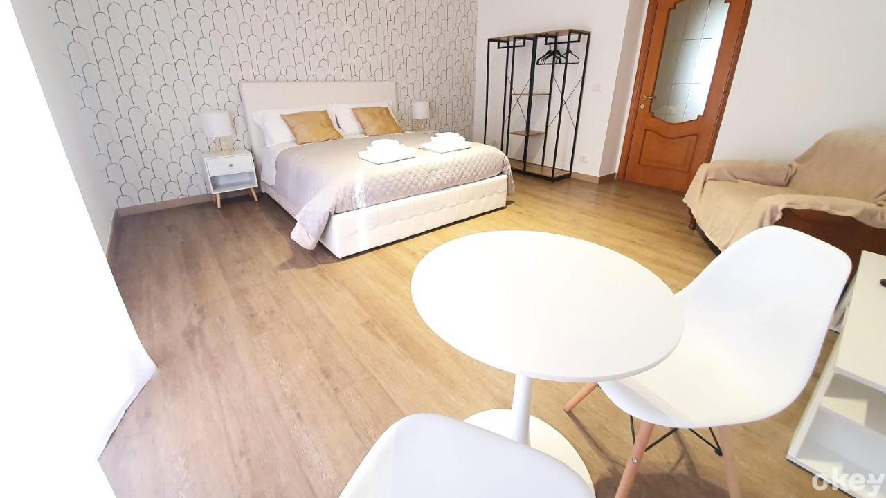 Twin Room Apulia Accommodation - Bari Policlinico Exterior photo